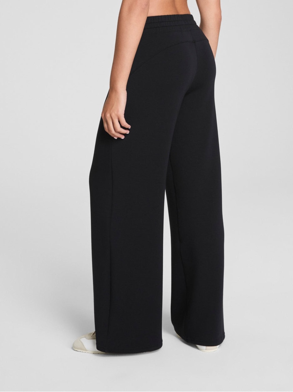 SPANX Black Wide-Leg Drawstring Lounge Pants in Medium Tall - Picture 4 of 12